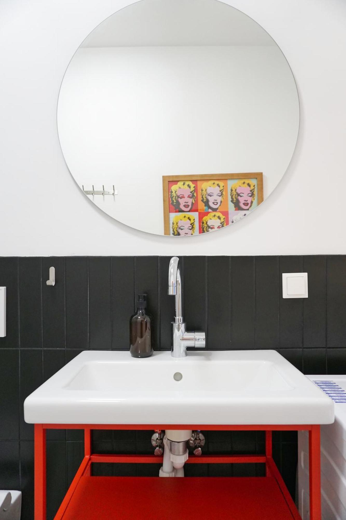 Vibrant Design Apartments - Full Kitchen - Wi-Fi - 18 Mins To City Centre Wien Exteriör bild